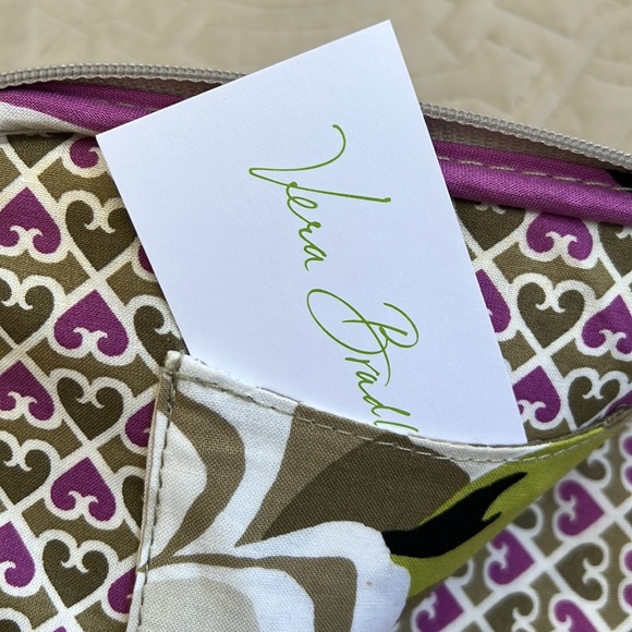 Vera Bradley tablet cover -RETIRED - Picture 5 of 5